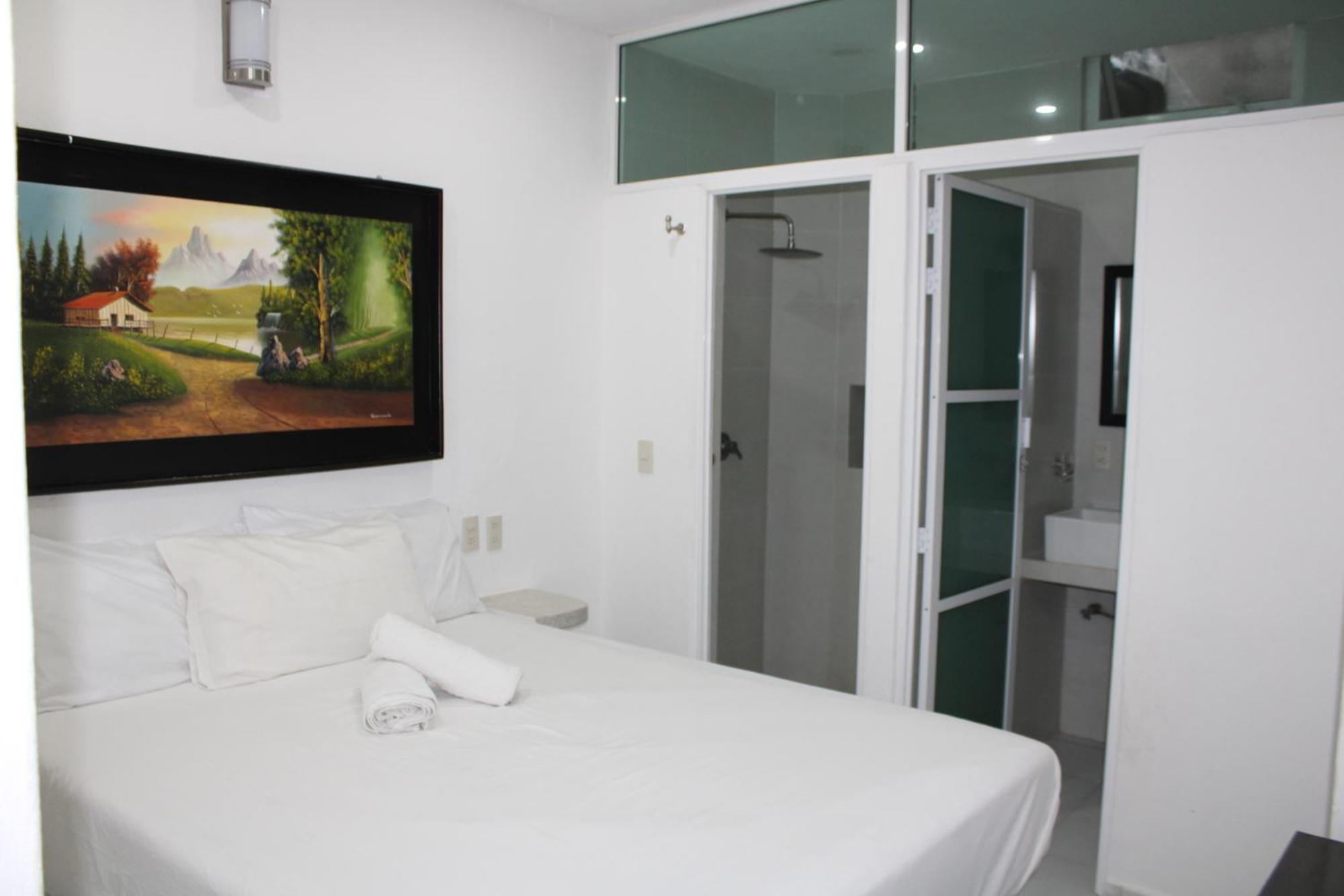 Hotel & Suites Vayor San Patricio Melaque Bilik gambar